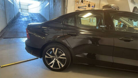 2024 Volvo S60 B5 Core Dark Theme