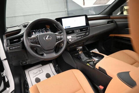 2025 Lexus ES 350