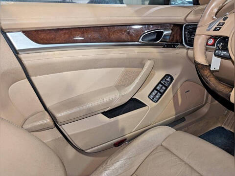 2011 Porsche Panamera