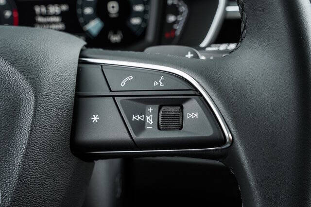 2025 Audi Q3 quattro S line Premium 45 TFSI