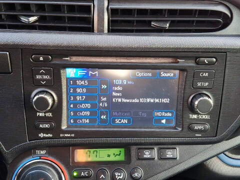 2013 Toyota Prius c Three