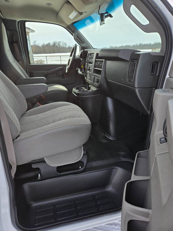 2021 GMC Savana 3500