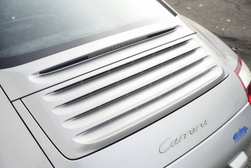 2005 Porsche 911 Carrera