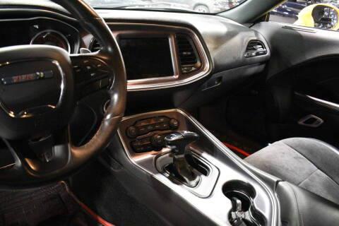 2018 Dodge Challenger 392 HEMI Scat Pack Shaker