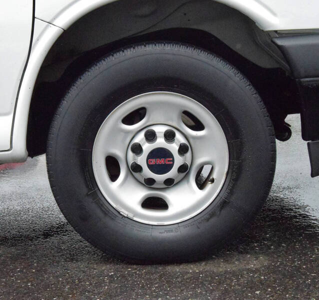 2019 GMC Savana 2500