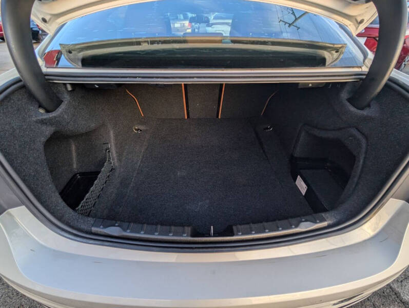 2018 BMW 3 Series 330i