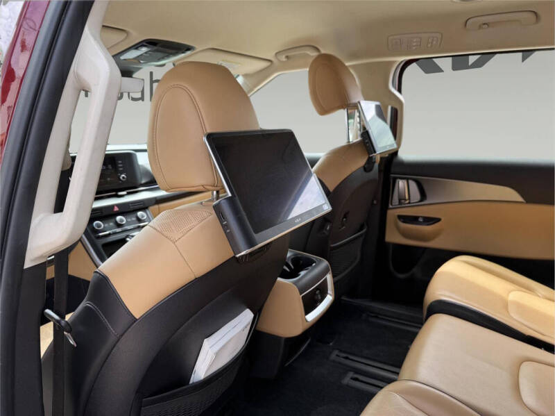 2023 Kia Carnival