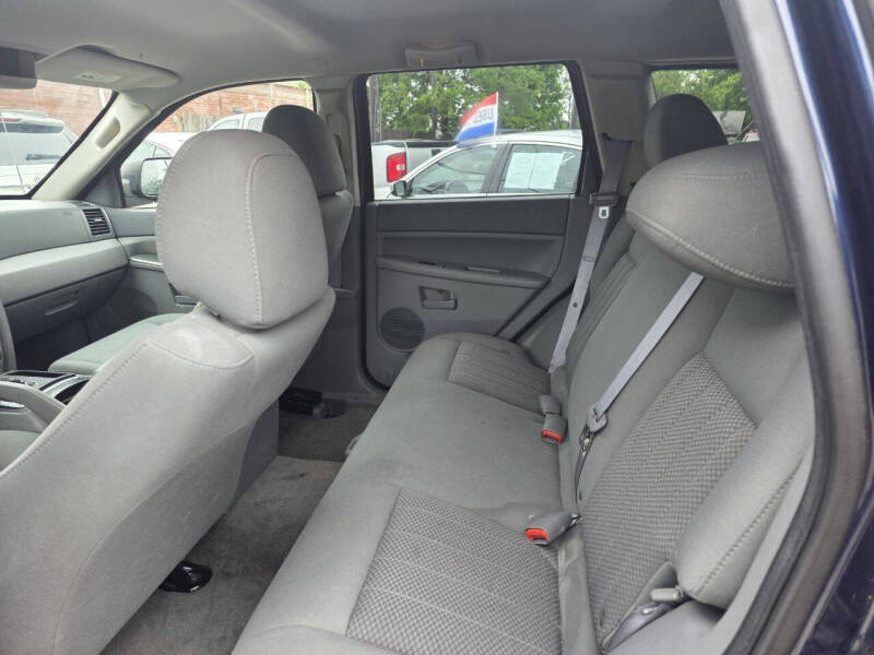 2005 Jeep Grand Cherokee Laredo
