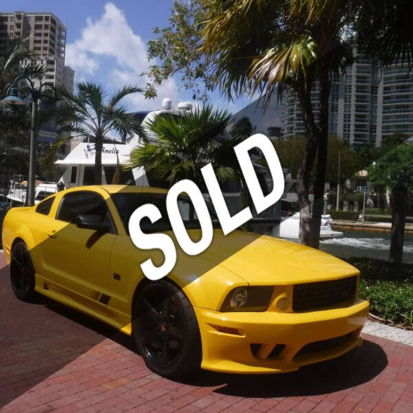 2006 Ford Mustang for sale at Choice Auto Brokers in Fort Lauderdale FL