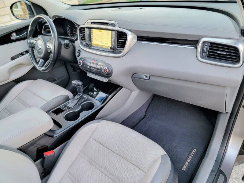 2016 Kia Sorento SX V6