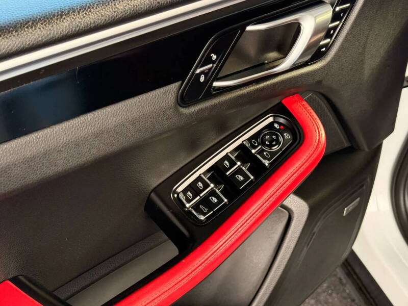 2017 Porsche Macan S