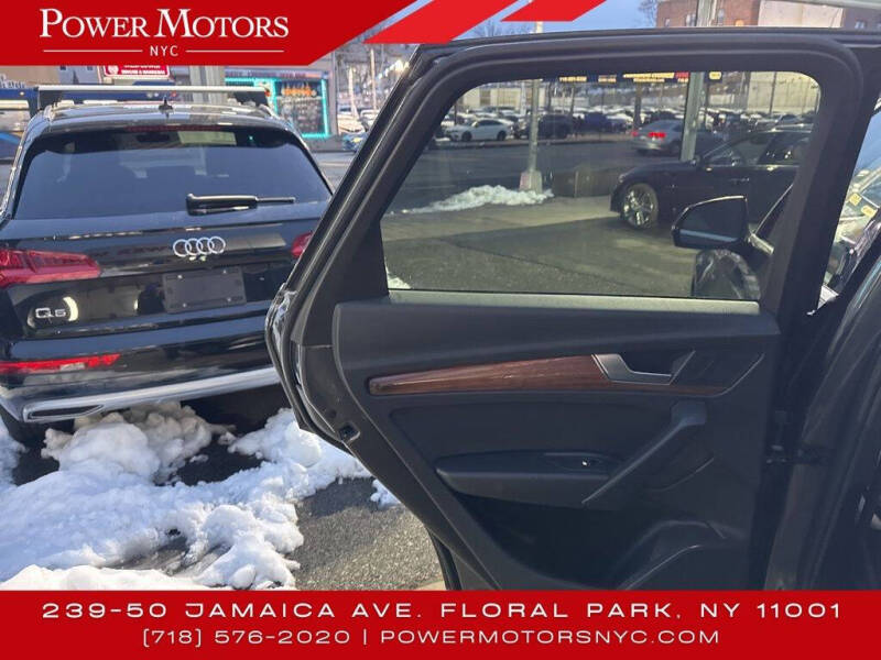 2022 Audi Q5 quattro S line Premium 45 TFSI