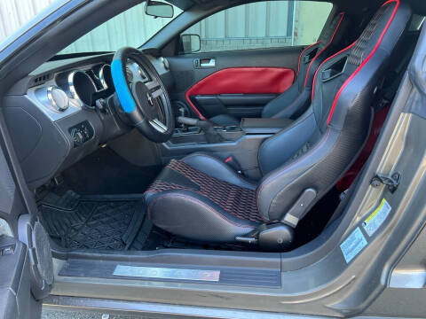 2005 Ford Mustang GT Premium