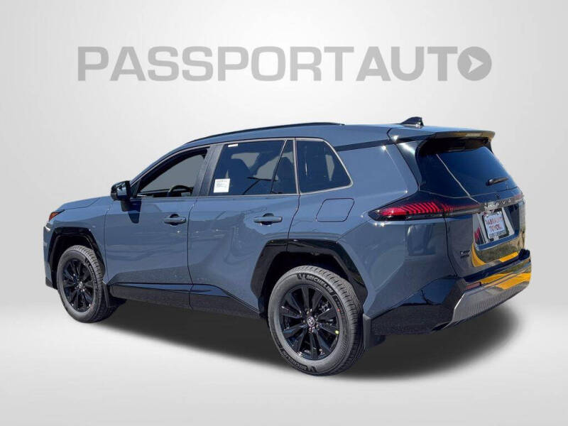 2026 Toyota RAV4 SE