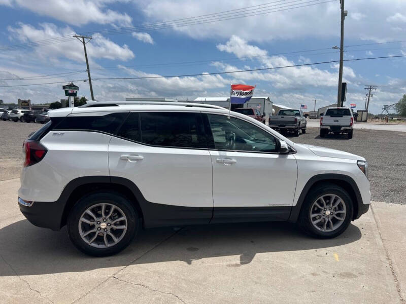 2024 GMC Terrain SLT