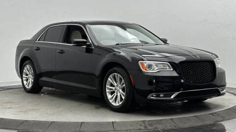 2021 Chrysler 300 Touring L