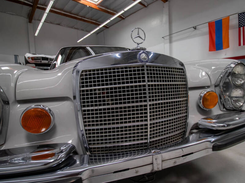 1971 Mercedes-Benz 280-Class