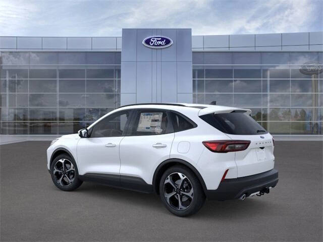 2025 Ford Escape Hybrid ST-Line Select