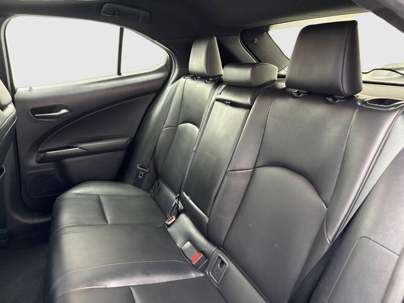 2020 Lexus UX 200