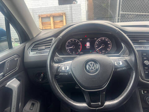 2018 Volkswagen Tiguan 2.0T SEL Premium 4Motion