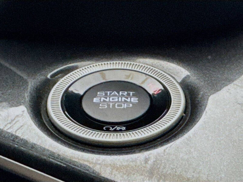 2022 Jeep Grand Cherokee L Altitude