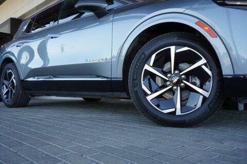 2025 Chevrolet Equinox EV LT 2