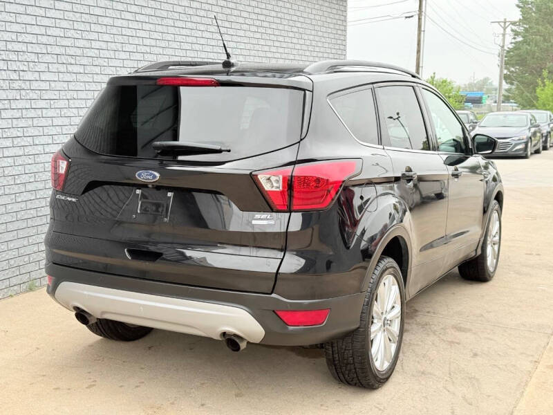 2019 Ford Escape SEL