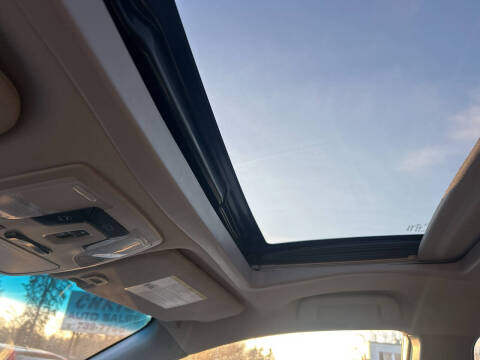 2016 Toyota Sienna XLE 7-Passenger Auto Access Seat