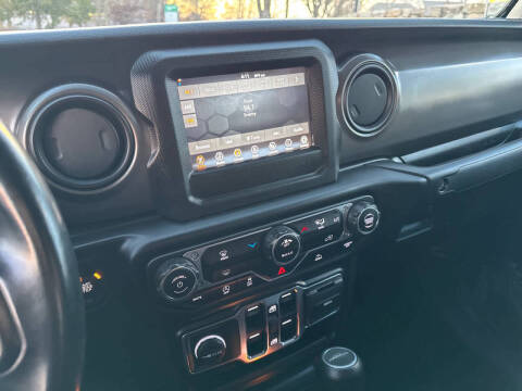 2022 Jeep Gladiator Sport S