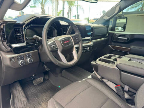 2024 GMC Sierra 2500HD SLE