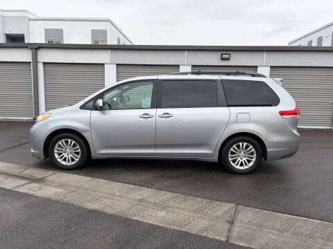 2011 Toyota Sienna