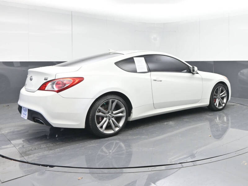 2010 Hyundai Genesis Coupe