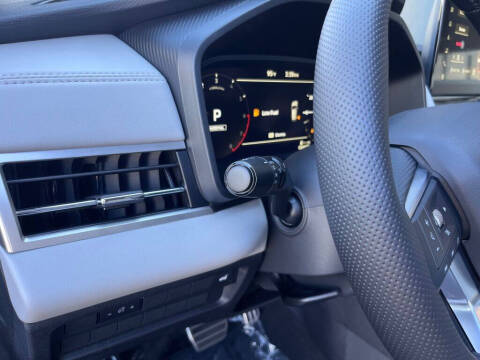 2025 Mitsubishi Outlander SEL