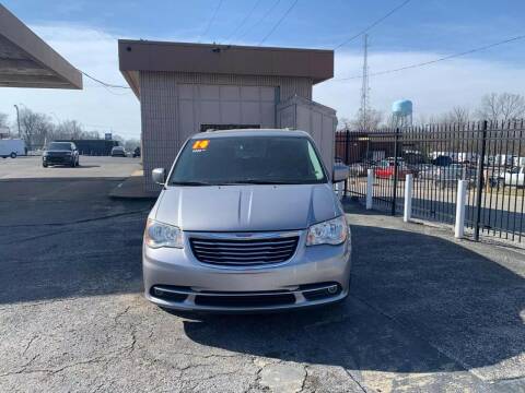 2014 Chrysler Town and Country for sale at Kansas City Motors in Kansas City MO