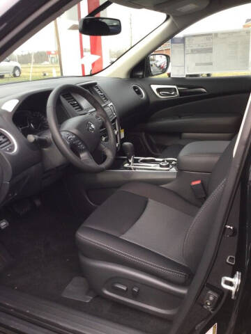 2019 Nissan Pathfinder SV