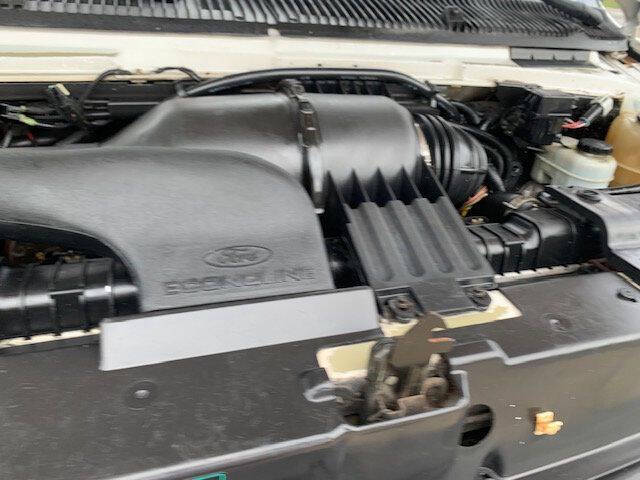 2005 Ford E-Series E-350 SD