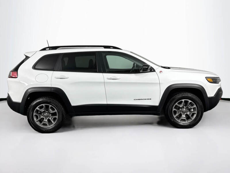 2022 Jeep Cherokee Trailhawk
