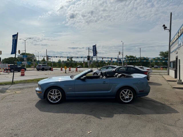 2005 Ford Mustang GT Premium