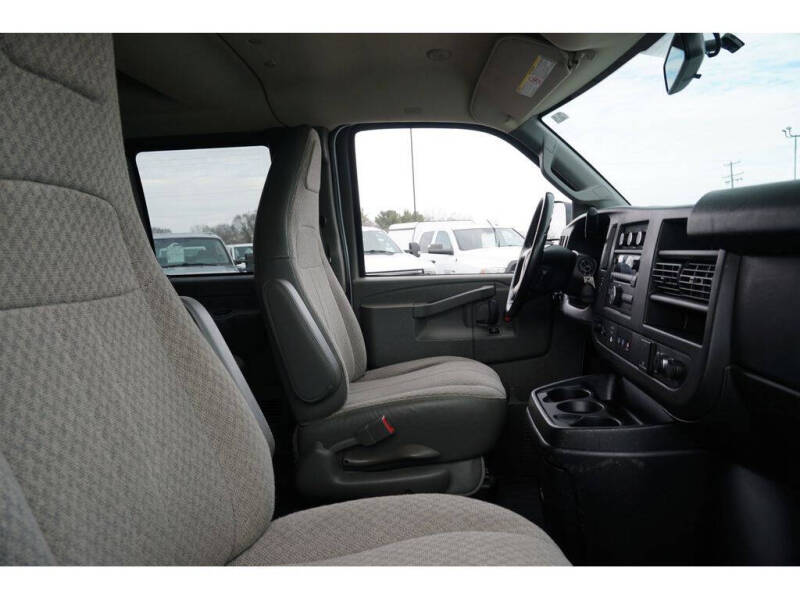 2016 Chevrolet Express LT 3500