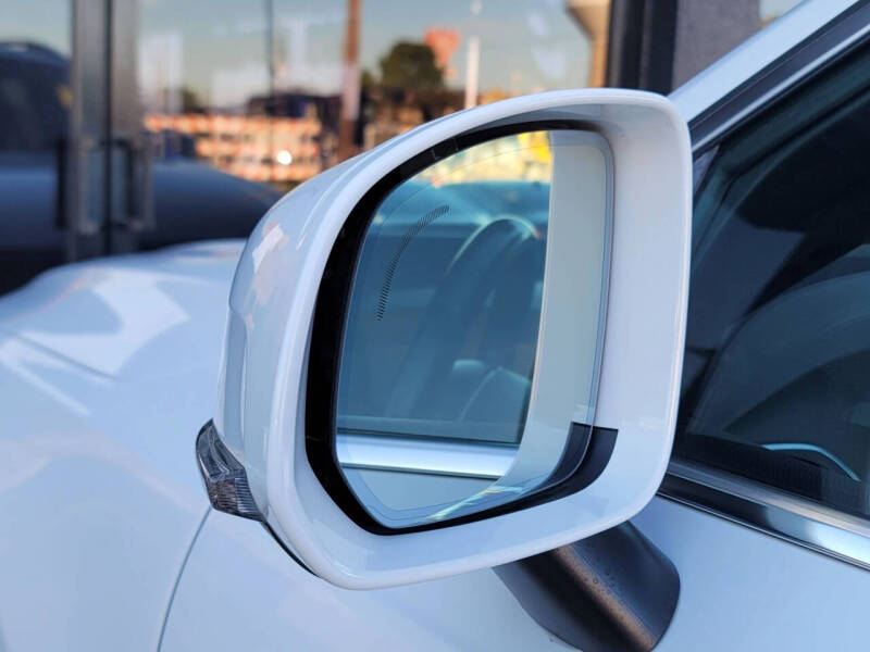 2018 Volvo XC90 T6 Momentum