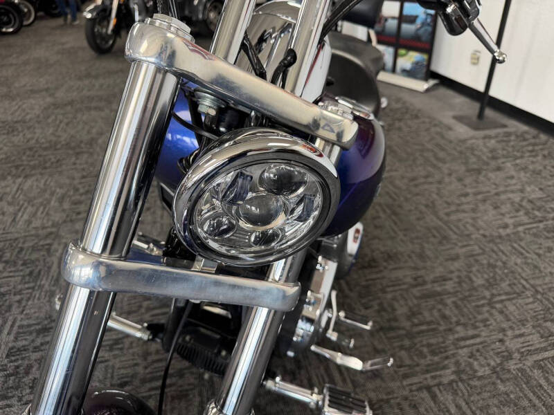 2010 Harley-Davidson Super Glide Custom