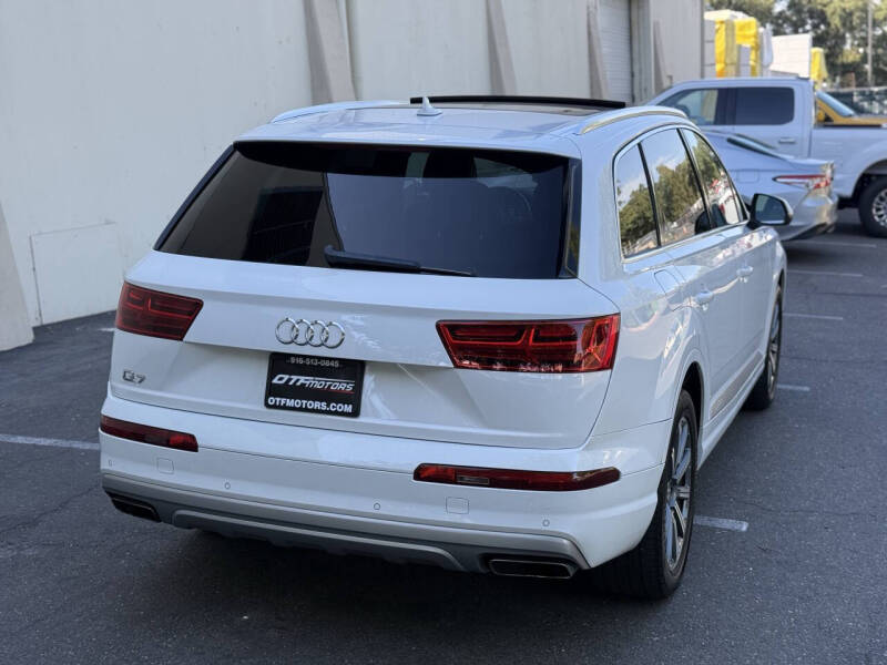 2019 Audi Q7 quattro Premium Plus 55 TFSI