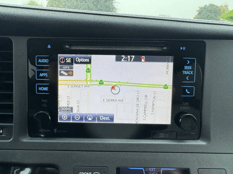 2015 Toyota Sienna XLE Premium 8-Passenger