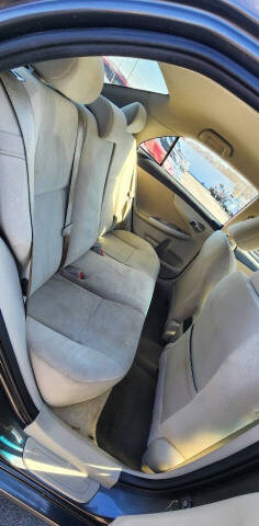 2012 Toyota Corolla LE