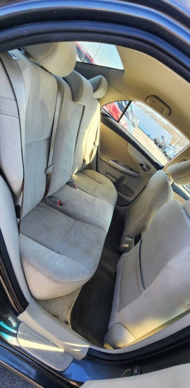 2012 Toyota Corolla LE