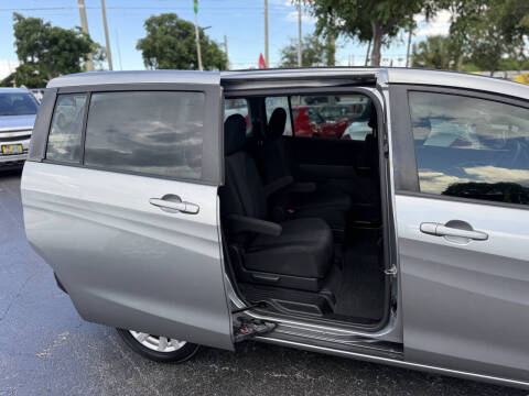 2014 Mazda MAZDA5 Sport