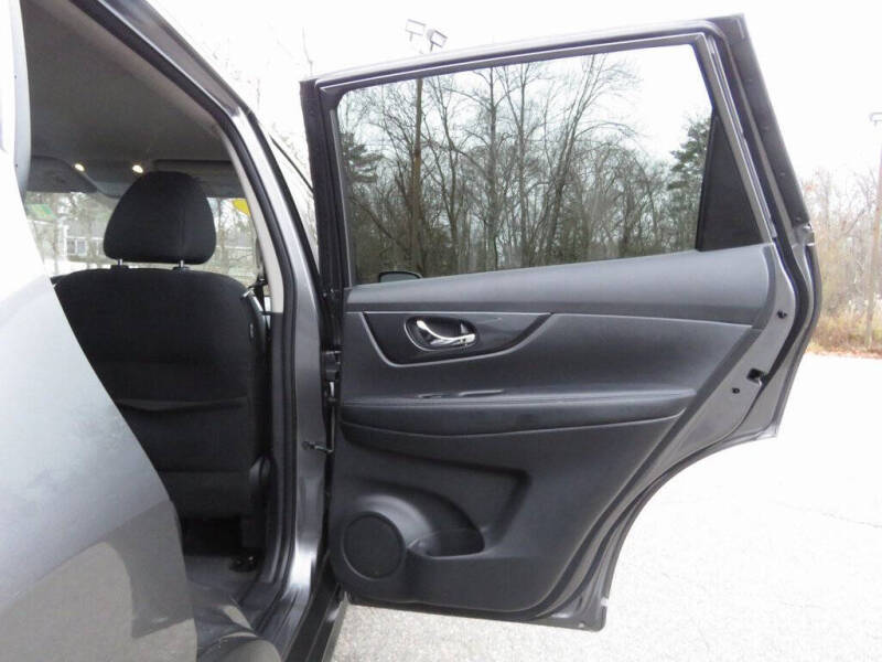 2020 Nissan Rogue SV