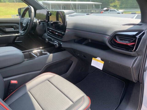 2025 Chevrolet Silverado EV RST