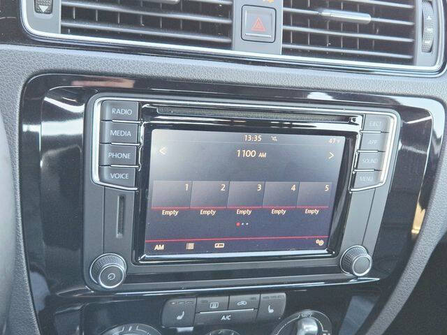 2018 Volkswagen Jetta 1.8T SE Sport