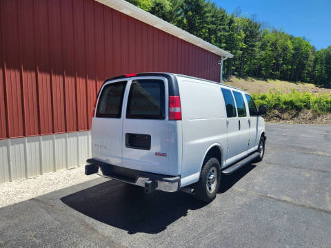 2017 GMC Savana 2500